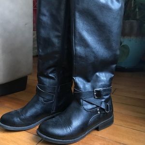 Bamboo fleeced lined riding boots, size 6
